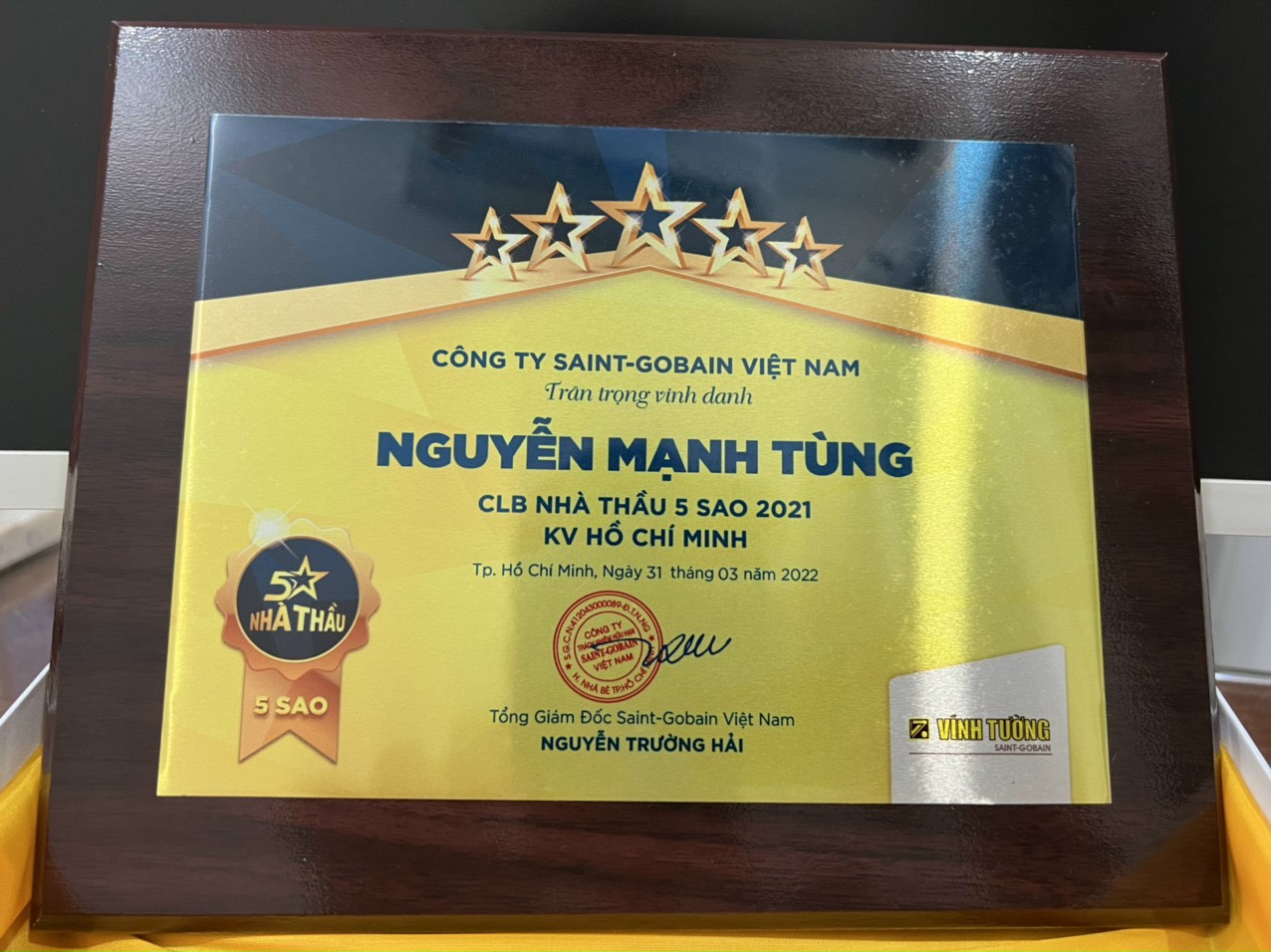 nha-thau-5-sao, lam-tran-thach-cao, tran-nha-thach-cao