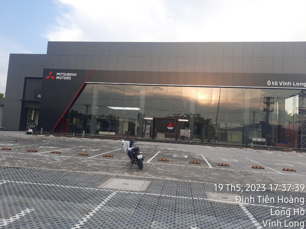 tran-chim-thach-cao, tran-thach-cao-showroom, thach-cao-vinh-tuong, lam-tran-thach-cao-van-phong,