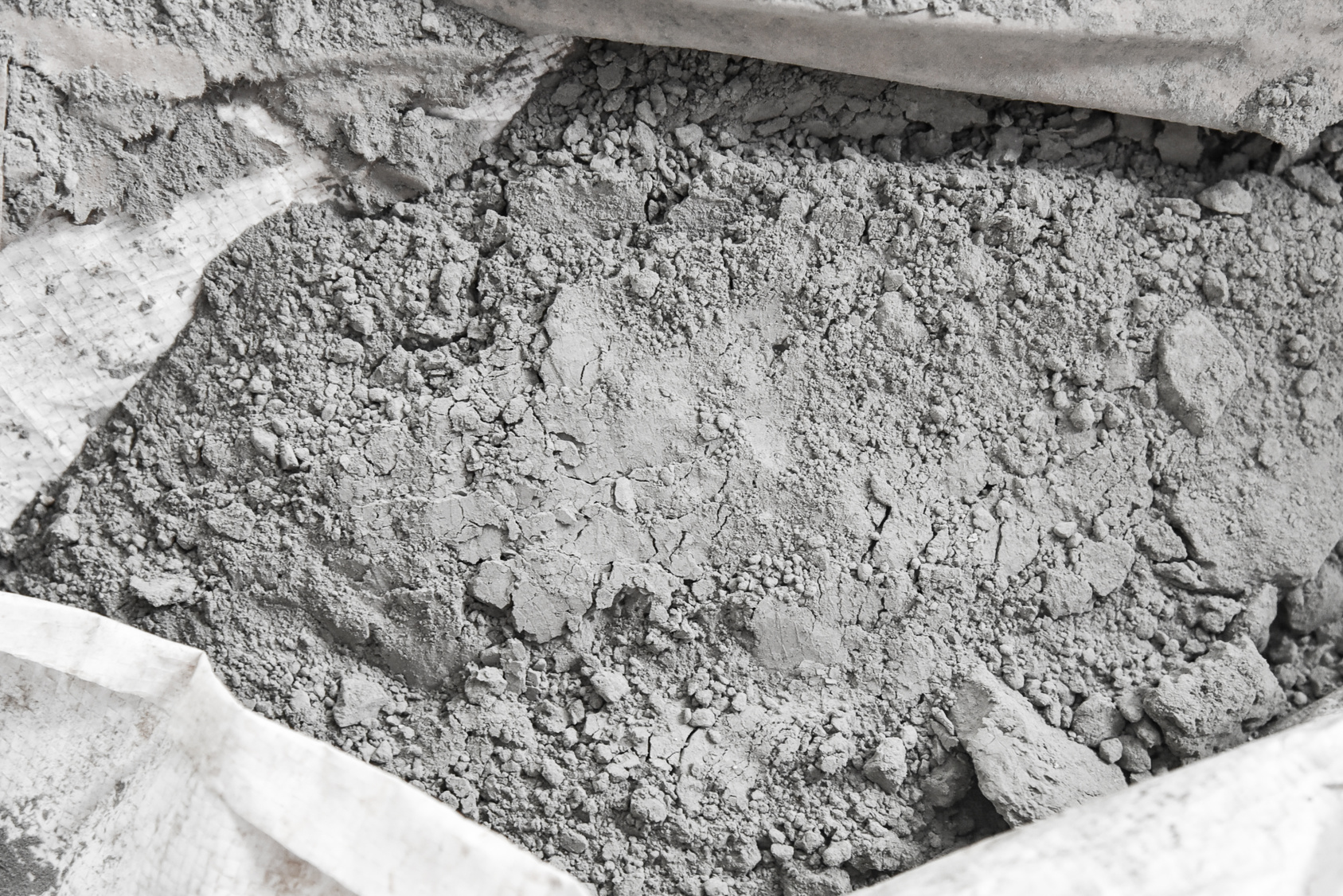 gia-xi-mang-hom-nay, bao-gia-xi-mang-nam-2023, vat-lieu-xay-dung, xay-nha-binh-thanh,