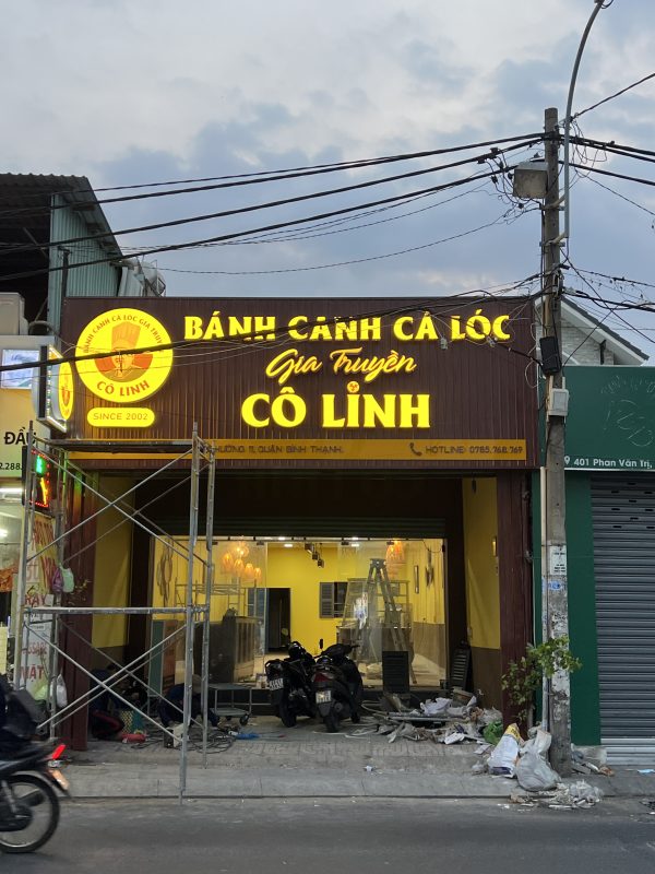 thi-cong-quan-an, cai-tao-quan-an, vach-ngan-cemboard, vach-ngan-cemboard-quan-an,